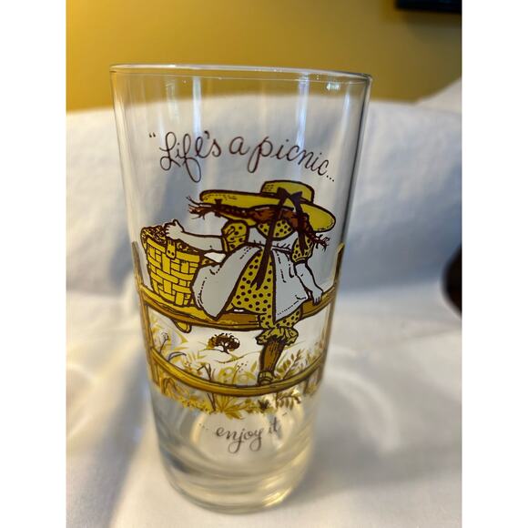 Vintage 1960's - 1970's Set of 2 Coca-Cola HOLLY HOBBIE Life is a Picnic Glasses - Picture 2 of 2